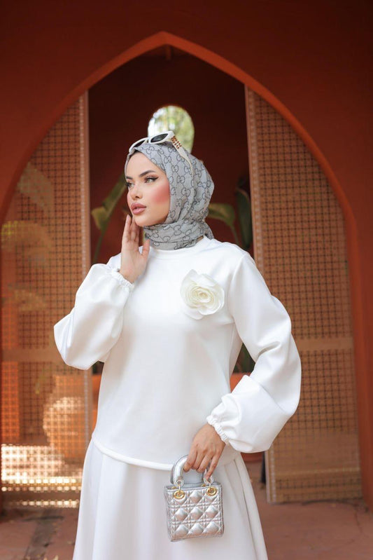 2 Pieces with Floral Design on Shirt - 2 Colors