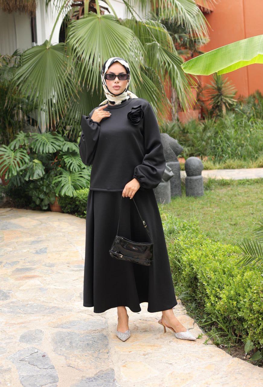 2 Pieces with Floral Design on Shirt - 2 Colors